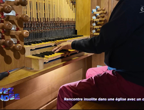 Vivez la Vendée : Rencontre insolite dans une église avec un organiste