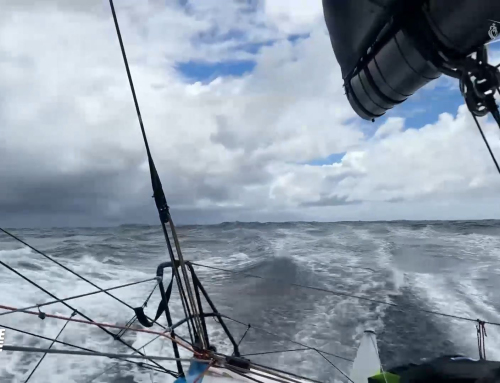 Le Journal du Vendée Globe 29 Novembre : Sébastien Simon, un retour surprenant