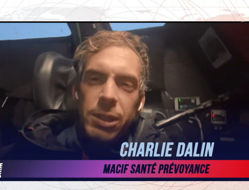 L’image du jour du Vendée Globe du 18 décembre : Charlie Dalin, une réparation de voile réussie !